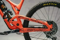 Dyedbro Dream Catcher Framebeschermingskit - Zwart Mat -Topeak Winkel 7EF09C72 83A0 4B2F AE96 5C8C743135CC 1024x1024 2x