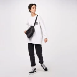 AEVOR Frame Tas Klein - Proof Zwart -Topeak Winkel AVR FBM 001 80001 AEVOR Frame Bag Medium Proof Black 53