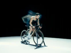 Wahoo Fitness Kickr Rollr Trainer -Topeak Winkel wahoo kickr rollr heimtrainer smart tainer 10