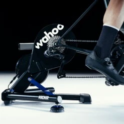 Wahoo Fitness KICKR Trainer V6 Wifi -Topeak Winkel wahoo kickr v6 8 1315759